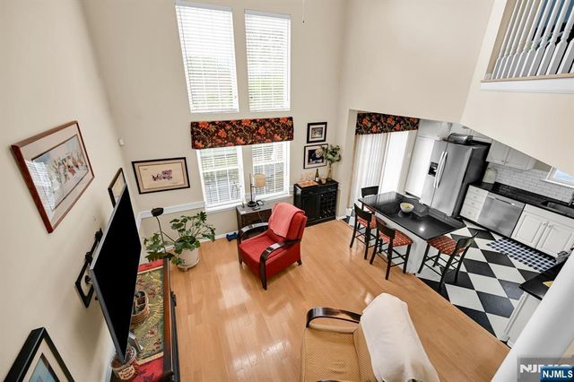 474 Green Mountain Road, Mahwah, NJ 07430