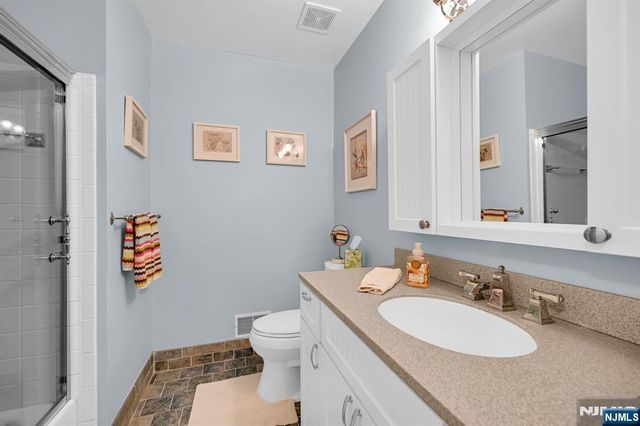 474 Green Mountain Road, Mahwah, NJ 07430