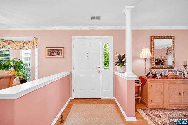 474 Green Mountain Road, Mahwah, NJ 07430