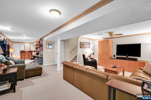 474 Green Mountain Road, Mahwah, NJ 07430