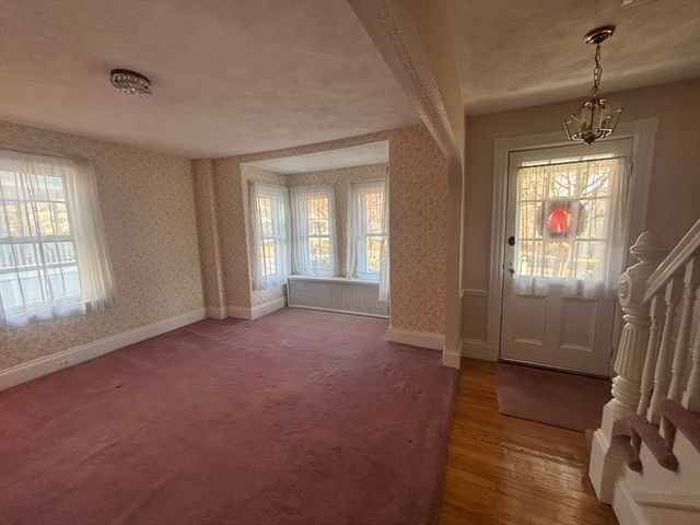 14 Florence Ave, Norwood, MA 02062