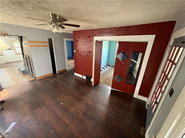 22553 Ivan Avenue, Euclid, OH 44123