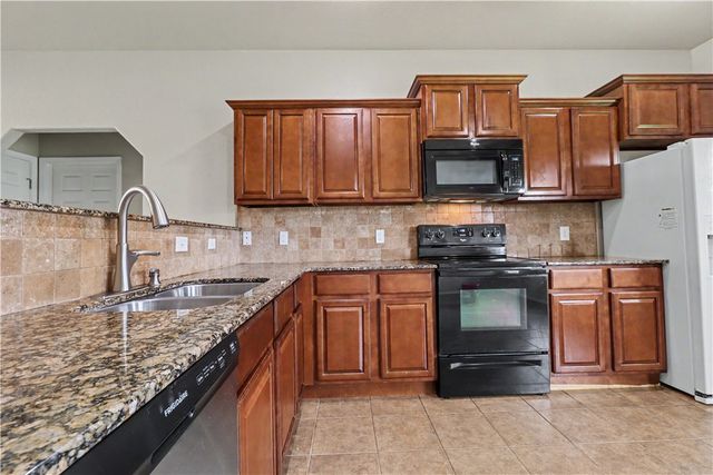 5003 Cross Creek Boulevard, Rogers, AR 72758