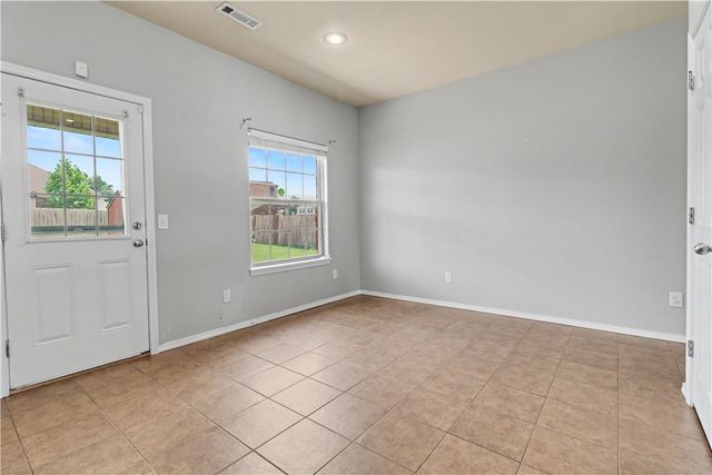5003 Cross Creek Boulevard, Rogers, AR 72758