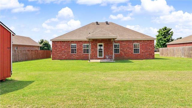 5003 Cross Creek Boulevard, Rogers, AR 72758