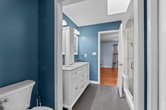 7409 Independence Cove, Louisville, KY 40214