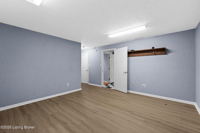 7409 Independence Cove, Louisville, KY 40214