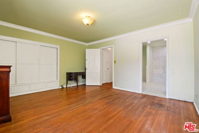 4917 Orinda Avenue, Los Angeles, CA 90043