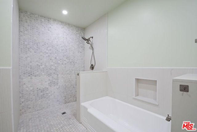 4917 Orinda Avenue, Los Angeles, CA 90043
