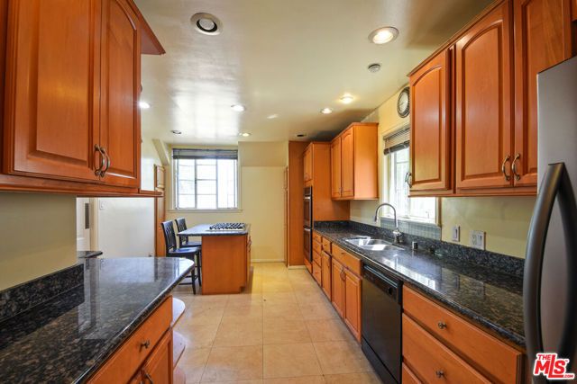 4917 Orinda Avenue, Los Angeles, CA 90043