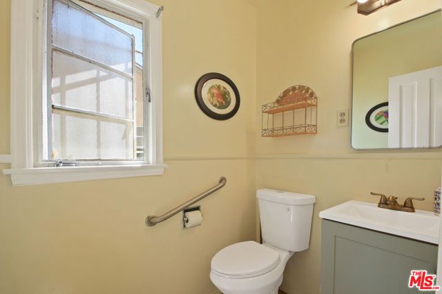 4917 Orinda Avenue, Los Angeles, CA 90043