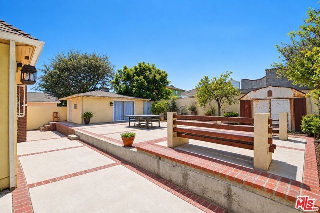 4917 Orinda Avenue, Los Angeles, CA 90043