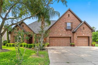 109 Palm Valley Circle, Harlingen, TX 78552