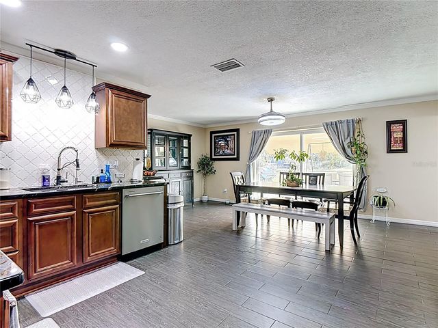 5811 SAWYER ROAD, Lakeland, FL 33810