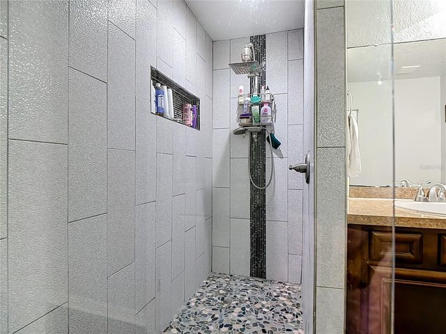 5811 SAWYER ROAD, Lakeland, FL 33810