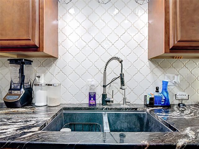 5811 SAWYER ROAD, Lakeland, FL 33810