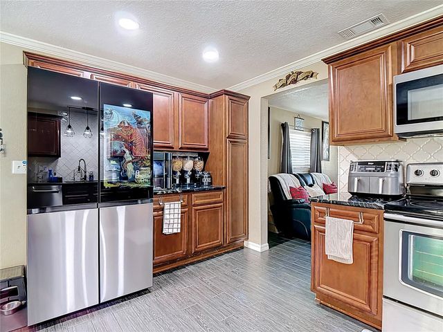 5811 SAWYER ROAD, Lakeland, FL 33810