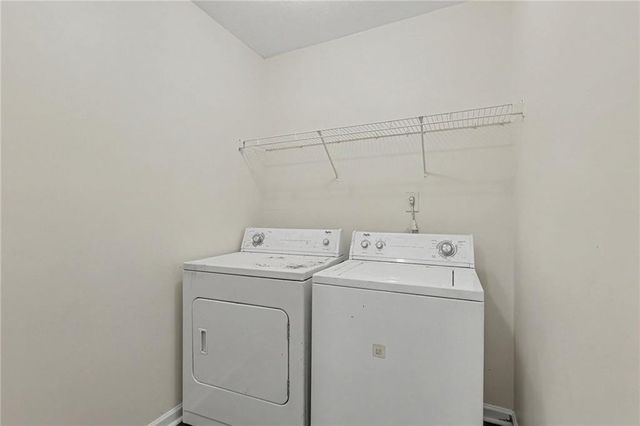 4227 Round Stone Trail, Snellville, GA 30039