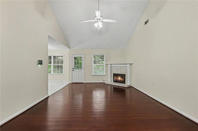 4227 Round Stone Trail, Snellville, GA 30039