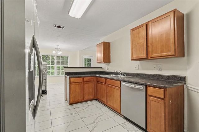 4227 Round Stone Trail, Snellville, GA 30039