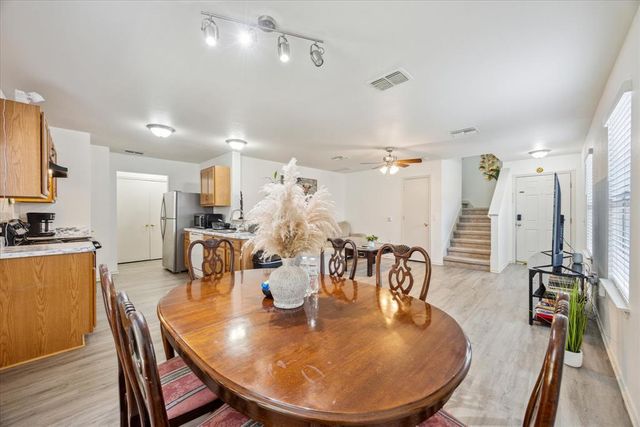 8710 Davis Oaks TRL, Austin, TX 78748