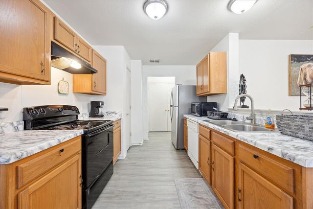 8710 Davis Oaks TRL, Austin, TX 78748