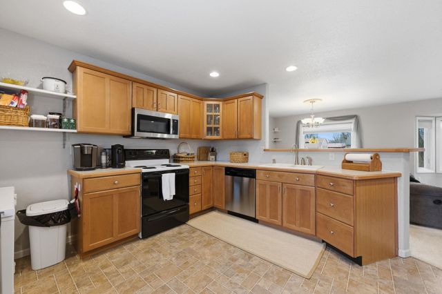 205 Random Rd, El Dorado, KS 67042