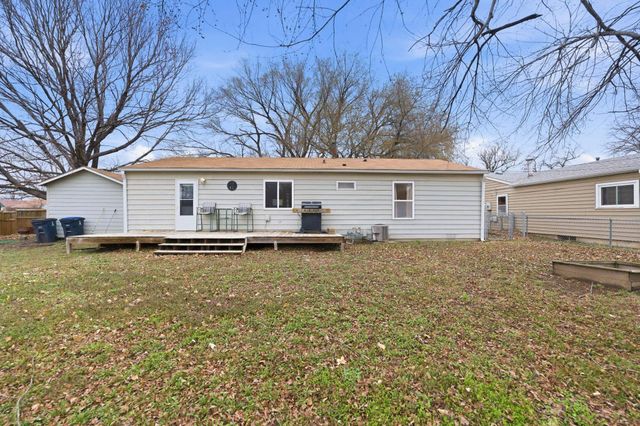 205 Random Rd, El Dorado, KS 67042