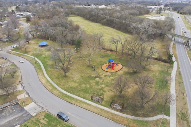 205 Random Rd, El Dorado, KS 67042