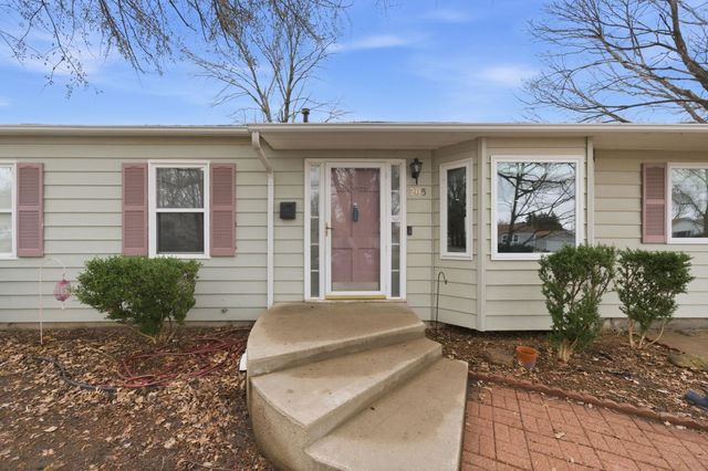 205 Random Rd, El Dorado, KS 67042