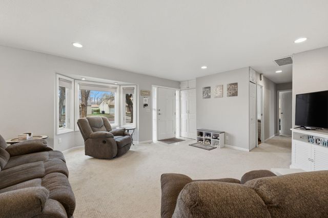 205 Random Rd, El Dorado, KS 67042