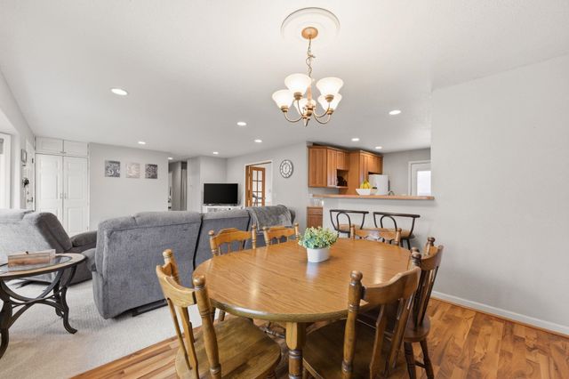 205 Random Rd, El Dorado, KS 67042