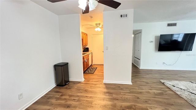 13289 ARBOR POINTE CIRCLE 202, Tampa, FL 33617