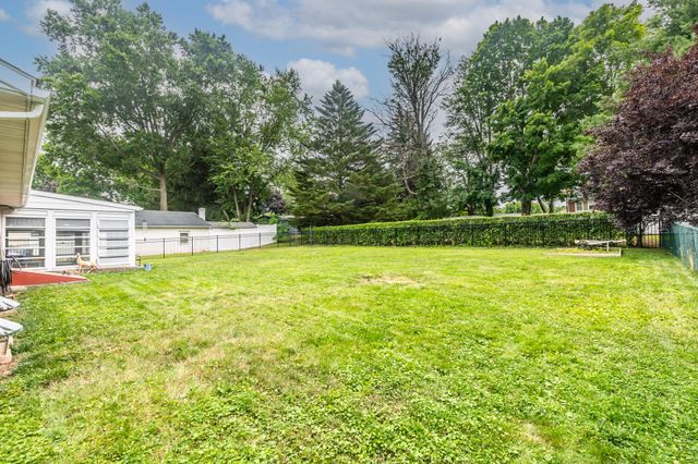 96 LINDBERG AVE., Pottstown, PA 19465