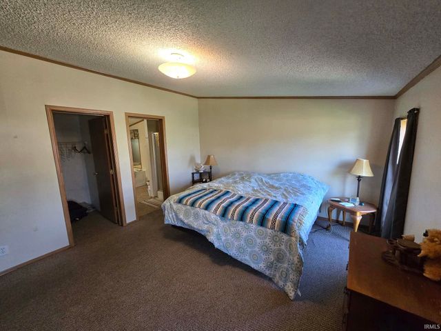 910 E SOUTH D Street, Gas City, IN 46933