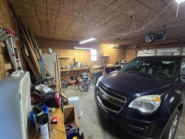 910 E SOUTH D Street, Gas City, IN 46933