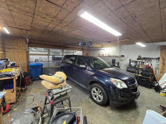 910 E SOUTH D Street, Gas City, IN 46933