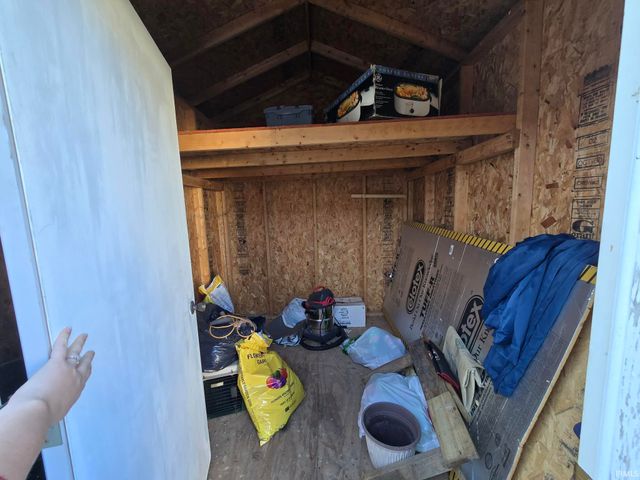 910 E SOUTH D Street, Gas City, IN 46933