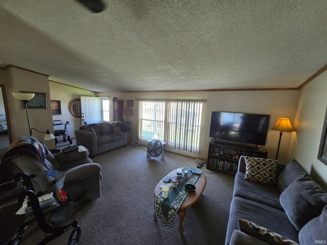 910 E SOUTH D Street, Gas City, IN 46933