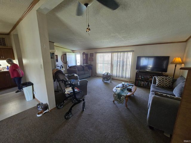 910 E SOUTH D Street, Gas City, IN 46933