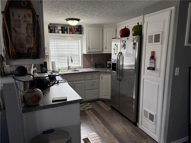 798 Lake Viking Terrace, Altamont, MO 64620