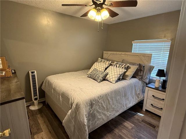 798 Lake Viking Terrace, Altamont, MO 64620