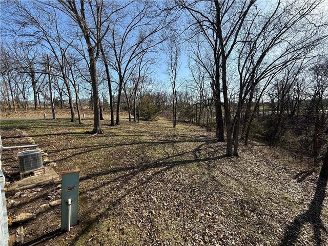 798 Lake Viking Terrace, Altamont, MO 64620