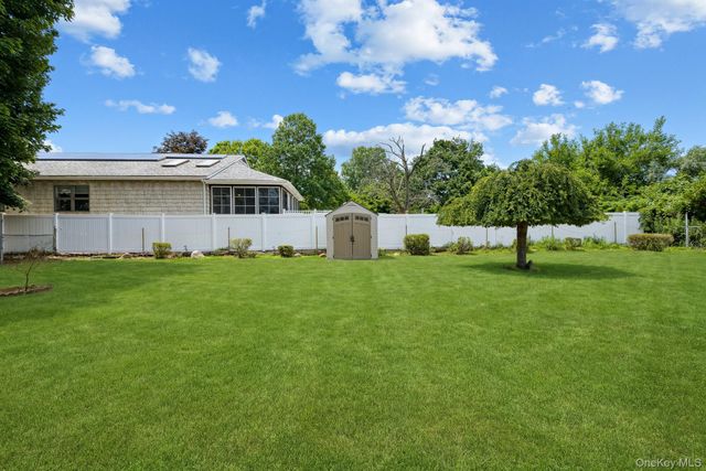 1547 Walt Whitman Road, Melville, NY 11747