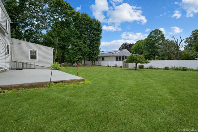 1547 Walt Whitman Road, Melville, NY 11747