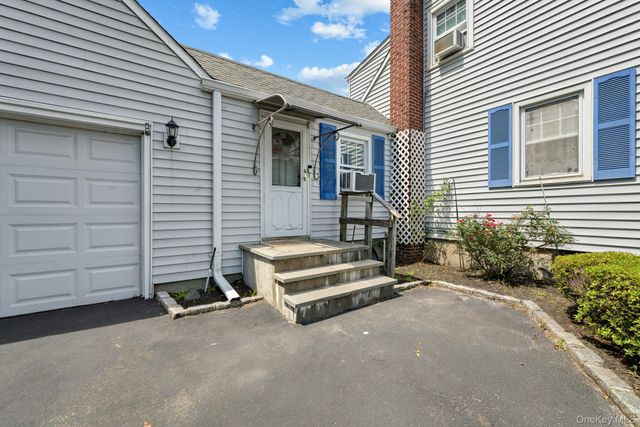 1547 Walt Whitman Road, Melville, NY 11747
