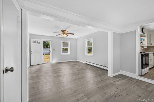 1547 Walt Whitman Road, Melville, NY 11747