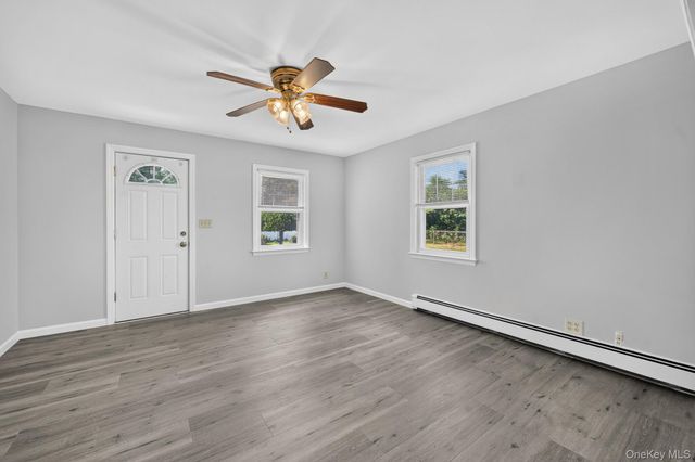 1547 Walt Whitman Road, Melville, NY 11747
