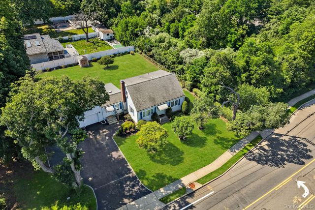 1547 Walt Whitman Road, Melville, NY 11747