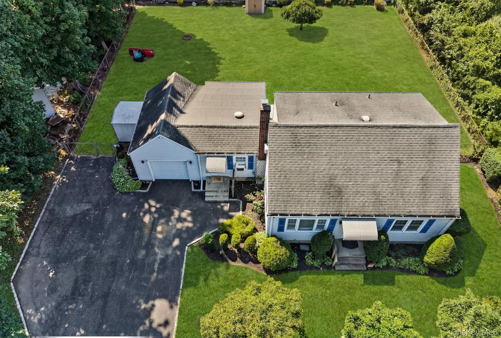 1547 Walt Whitman Road, Melville, NY 11747 — photo 2